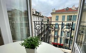 Nice Renting - Notre Dame - Cosy Loft Perfect View On The Roofs